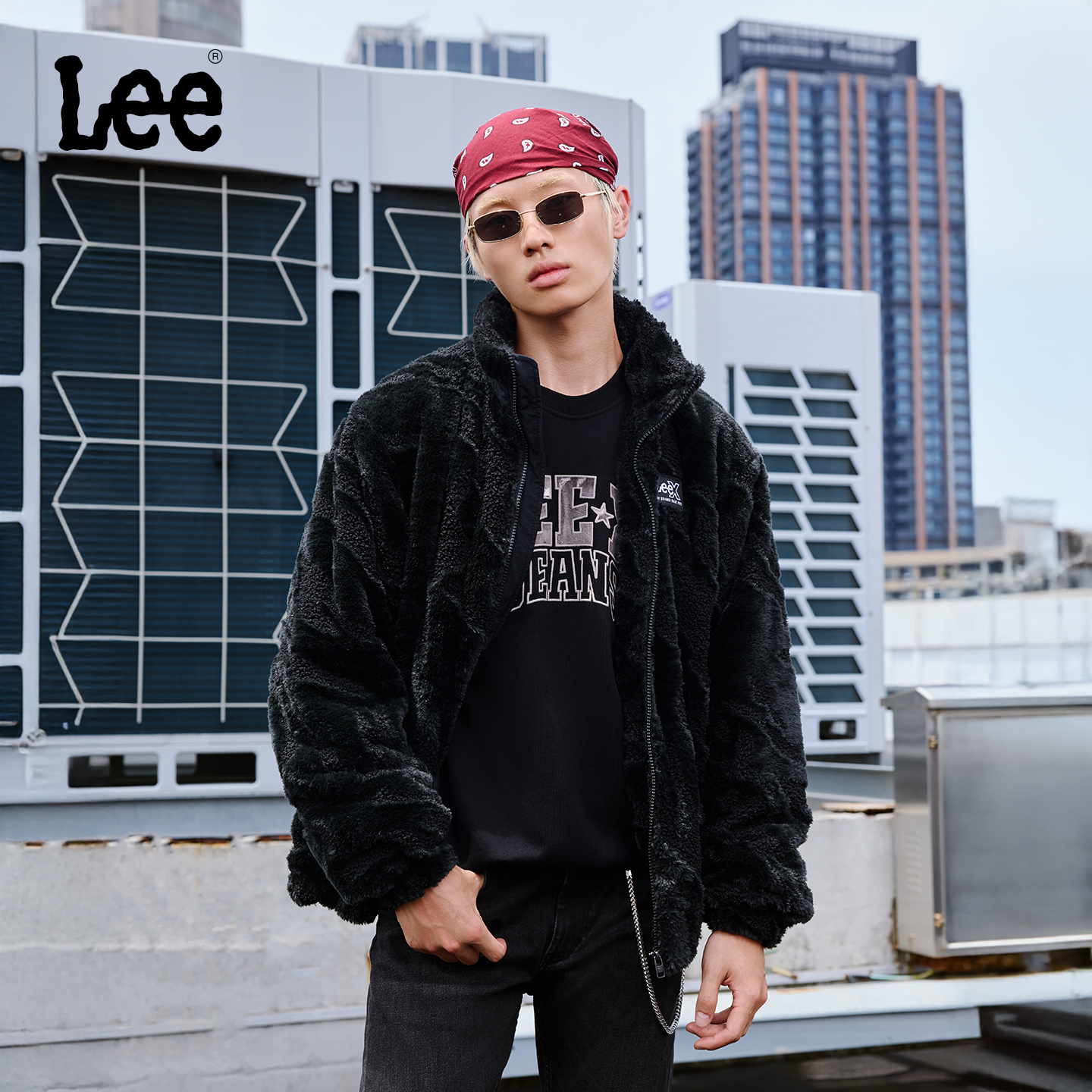 舒适版立领棉服外套 胸前有织标Logo细节