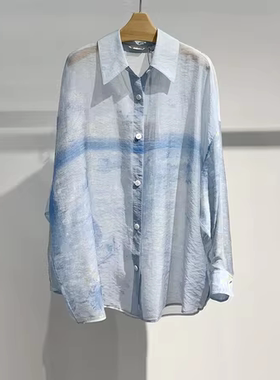 MM商场同款2025年夏新防晒莫奈淡蓝色出游度假风衬衫女5F5222711M