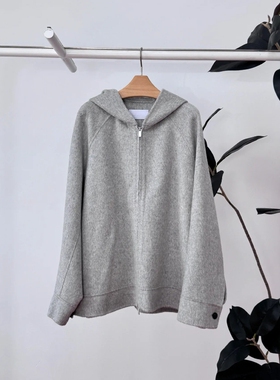 MM麦麦25秋冬新品宽松浅灰色绵羊毛连帽毛呢大衣外套女5GA170541