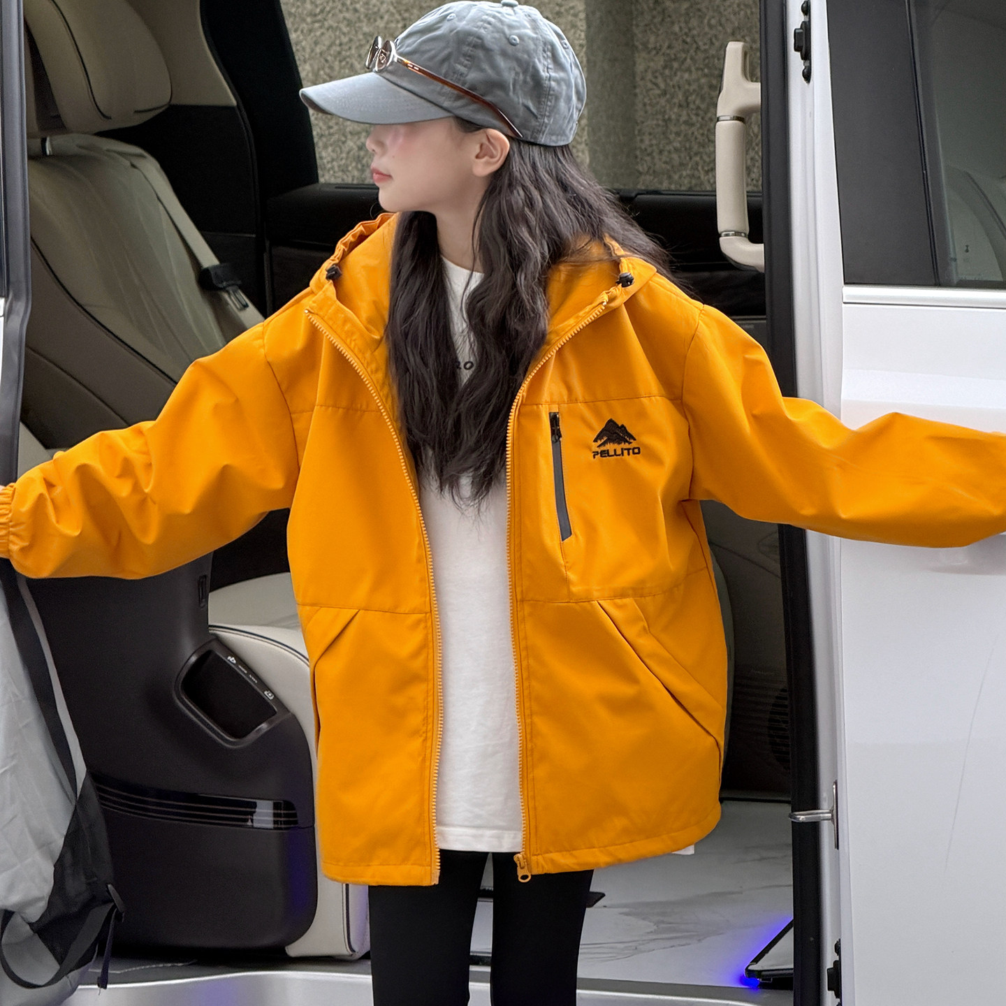 女童户外冲锋衣春秋款2026新款儿童防风衣大童初中生秋装连帽外套
