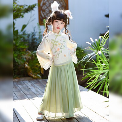 新中式女童汉服2026新款春装儿童日常可穿国风套装古风童装两件套