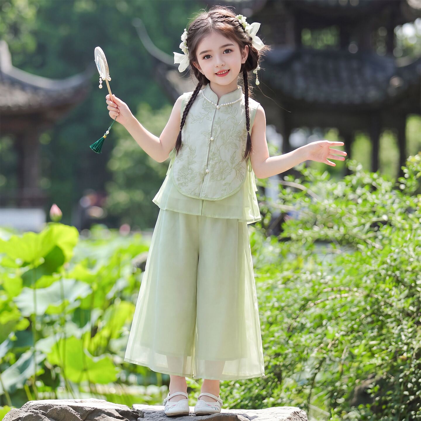 女童新中式国风套装2026新款夏季儿童汉服古风女孩日常可穿两件套图片