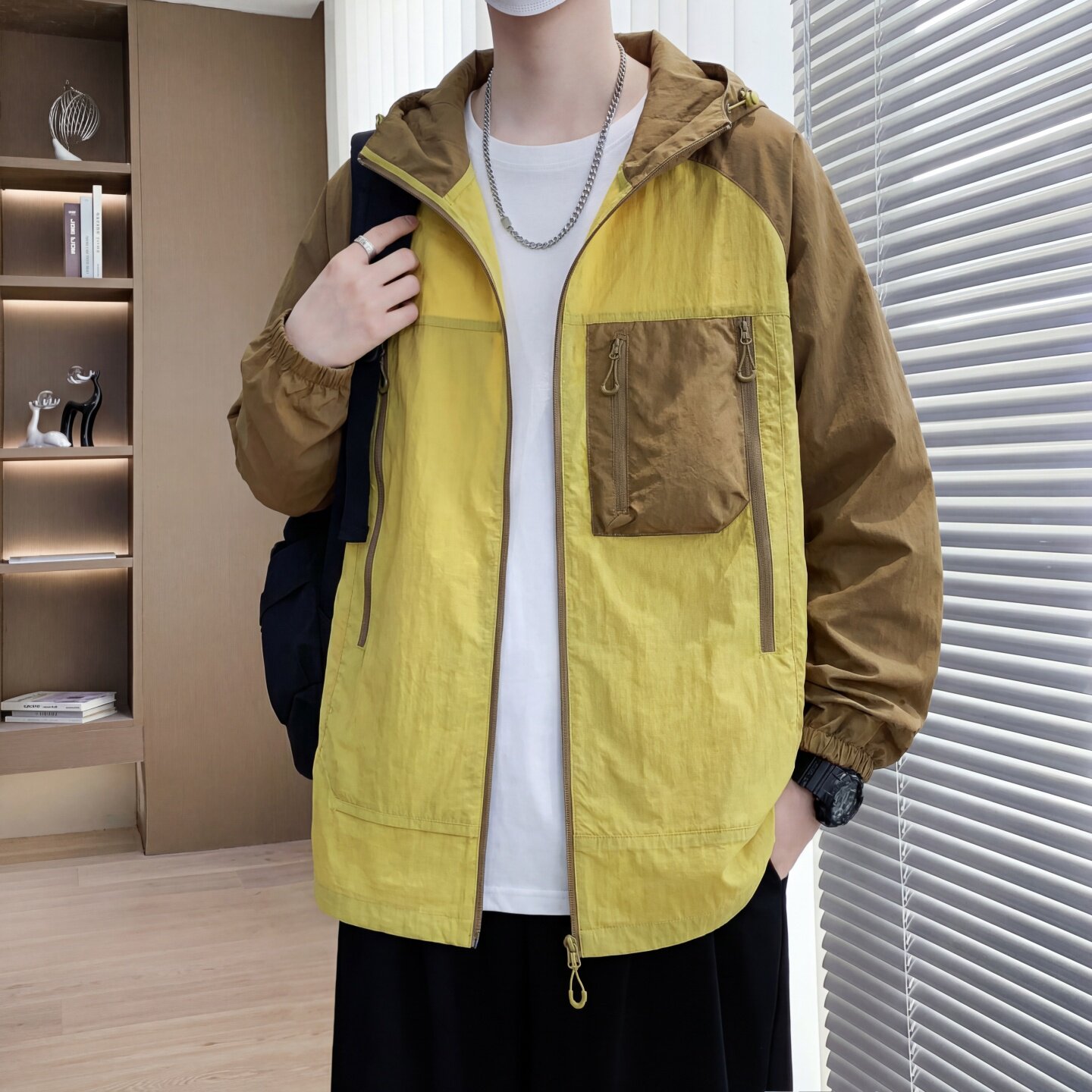 设计感拼接撞色防晒衣服男款2026新款夏季青少年薄款透气冰丝外套图片
