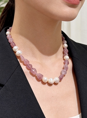 气质粉红色天然石淡水珍珠串珠项链女高级感草莓晶锁骨链毛衣链潮