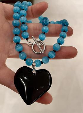 蓝色猫眼石串珠项链黑色大爱心吊坠锁骨链蓝猫眼小众精致毛衣链女