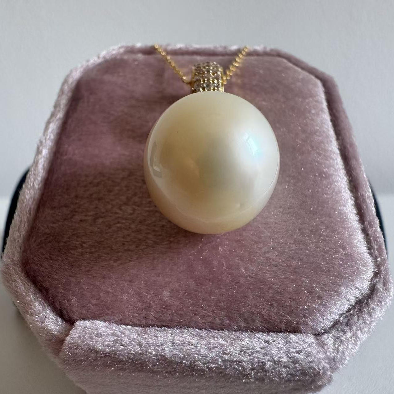 南洋金珠镶嵌K金吊坠吊坠不带链子 约15mm