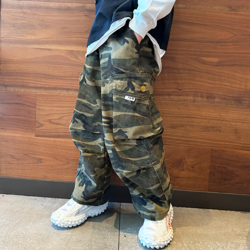 男童工装迷彩裤子阔腿弯刀裤