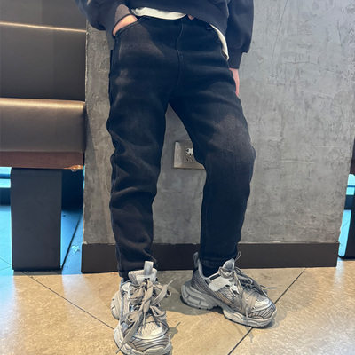 童装男童加绒牛仔小脚修身裤子