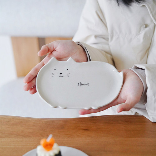 秋野家可爱卡通手绘釉下彩甜品盘