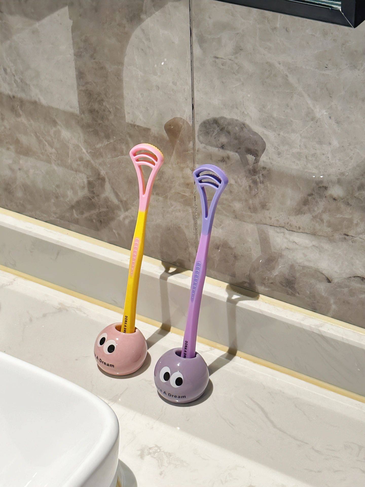 朵拉的梦舌苔清洁器口腔护理刮舌苔刷舌舌头刷舌苔清洗器清新口气