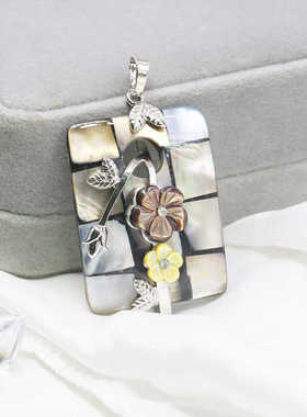 长方形吊坠油菜花贝壳雕花女雕花