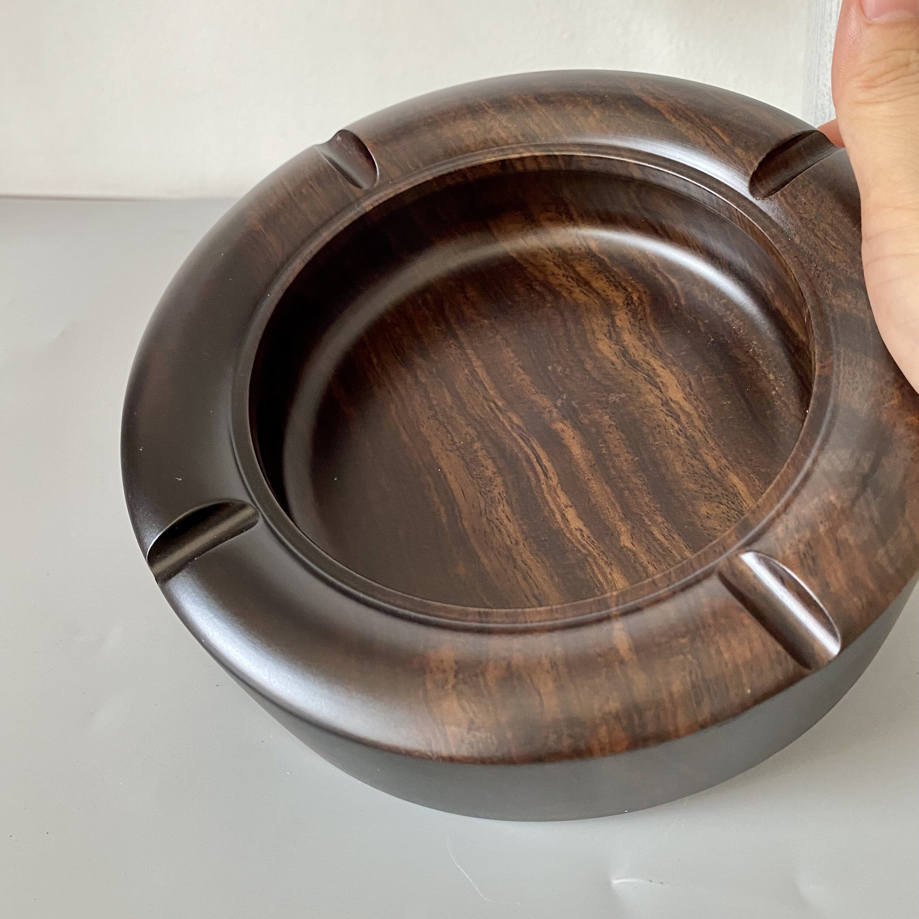 黑檀木时尚烟灰缸实木大号烟缸防摔防飞灰整木实心客厅家用办公室