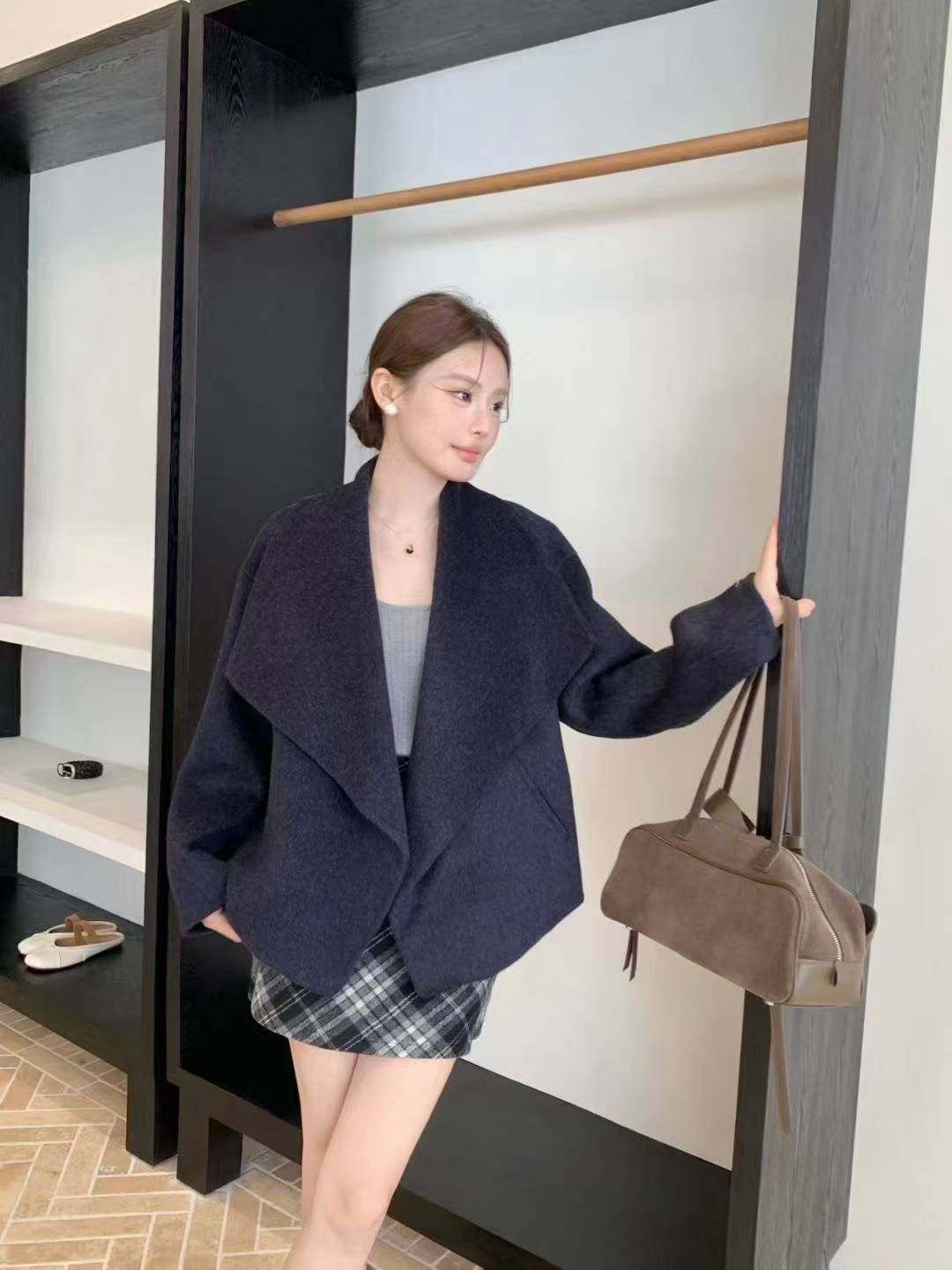 2025年冬季新款韩版时尚不规则气质双面羊毛毛呢外套短款开衫上衣