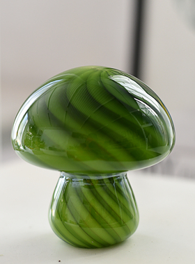424绿色玻璃蘑菇桌面摆件治愈系