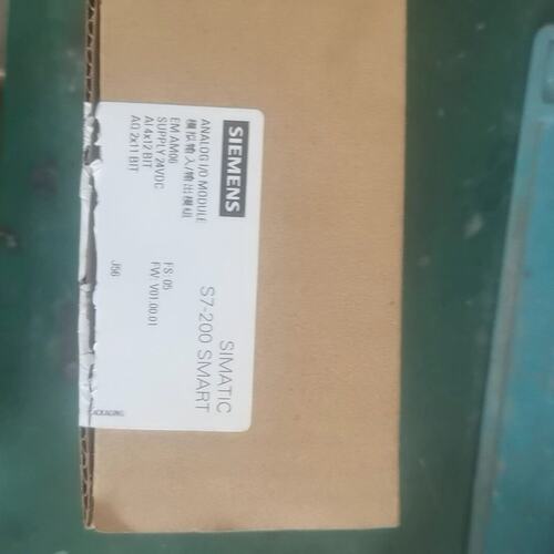 价PLC模拟量模块200SMART6ES7288-3AE04-0AA06ES7288-3AQ04-0AA0