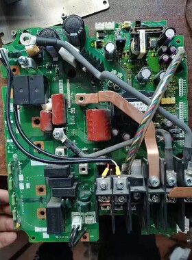 二手A84MA7.5 BC186A995G54 变频器驱