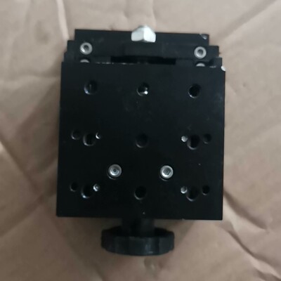 拆机75x80m台面丝杆进给微调平台1个,厚50mm,行程3