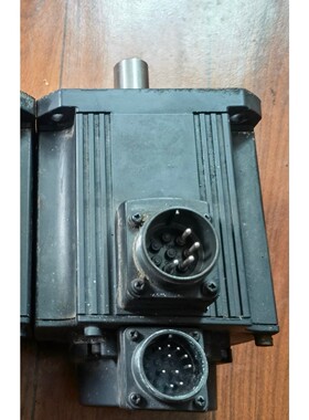 伺服电机HC-SFS153,1.5KW.3000转每分钟