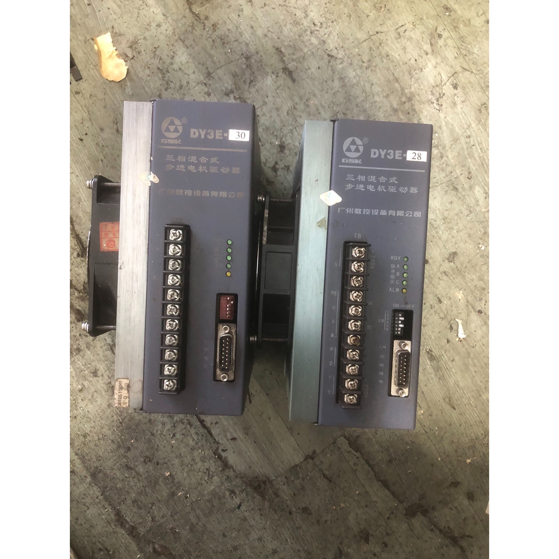 广数步进驱动器DY3E28,DY3E30多台,功能正常,包好
