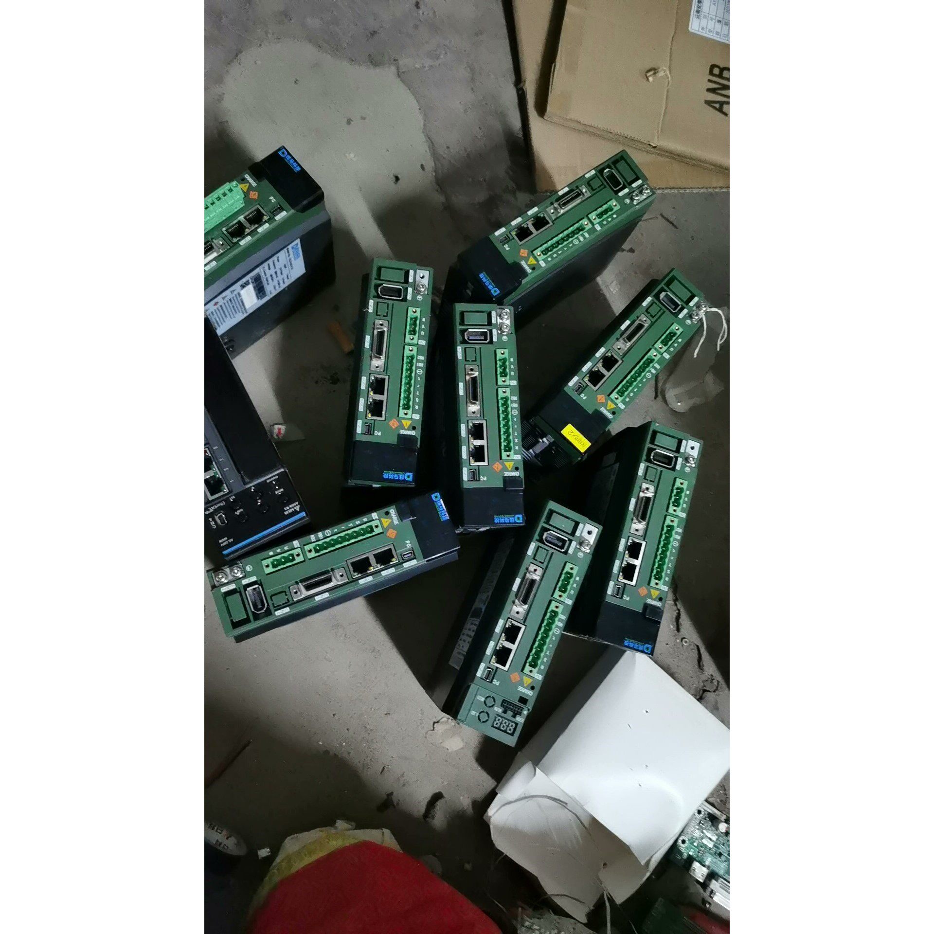 YX500-4T2R2G/3R7L,现货1台成色如图,需要联