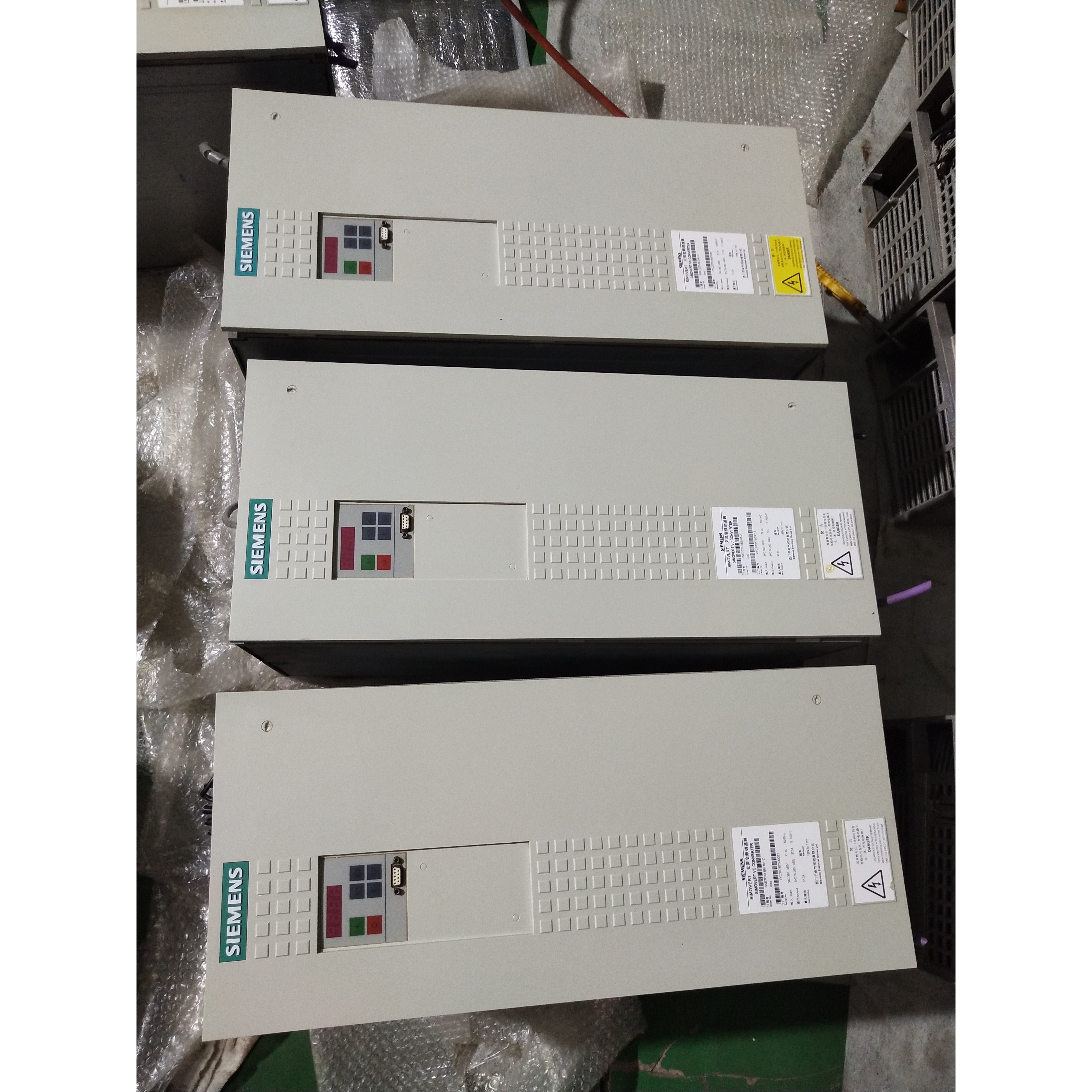 SIMOVERT交流变频调速器,型号6SE7023-8