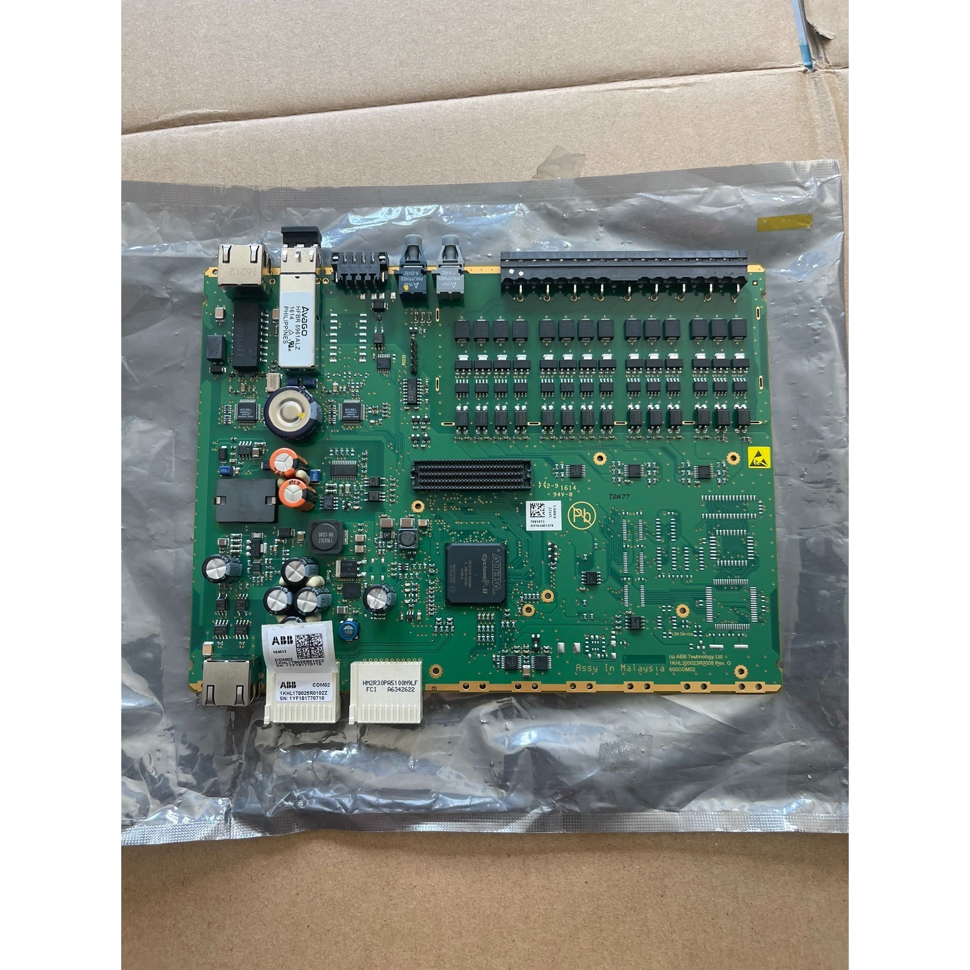 全新控制板COM02 1KHL178025R0102Z