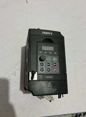 应捷思1.5KW变频器Y500-Y0015M1,现货2台,成