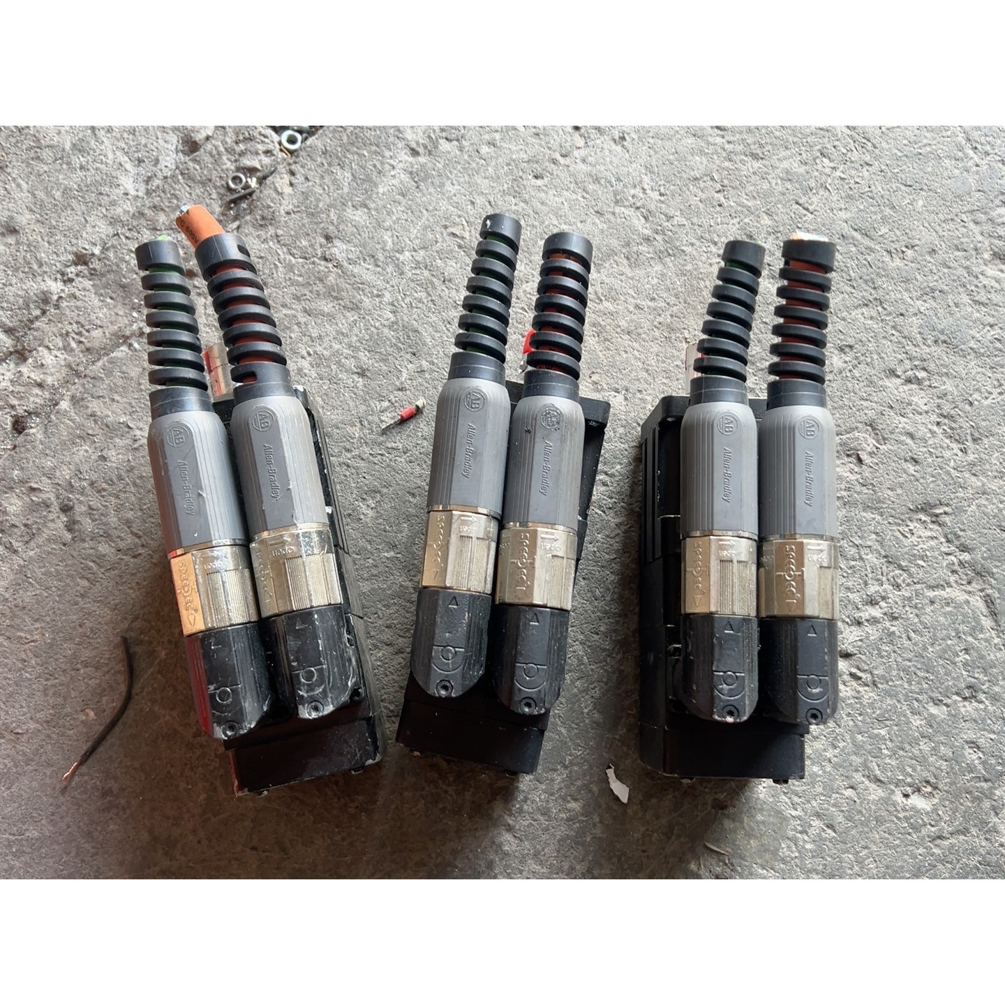 AB/MPL-A1510V-EJ74AA电机,货如图,功能包