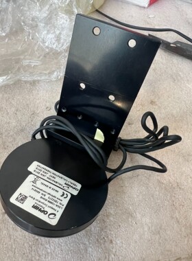 出MKS压力传感器,型号870B-32830,未使用.测