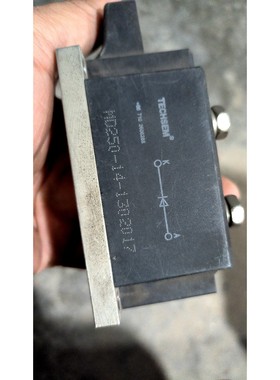 m95c电机东菱0DNMA1-0D75DKAK(0.75K