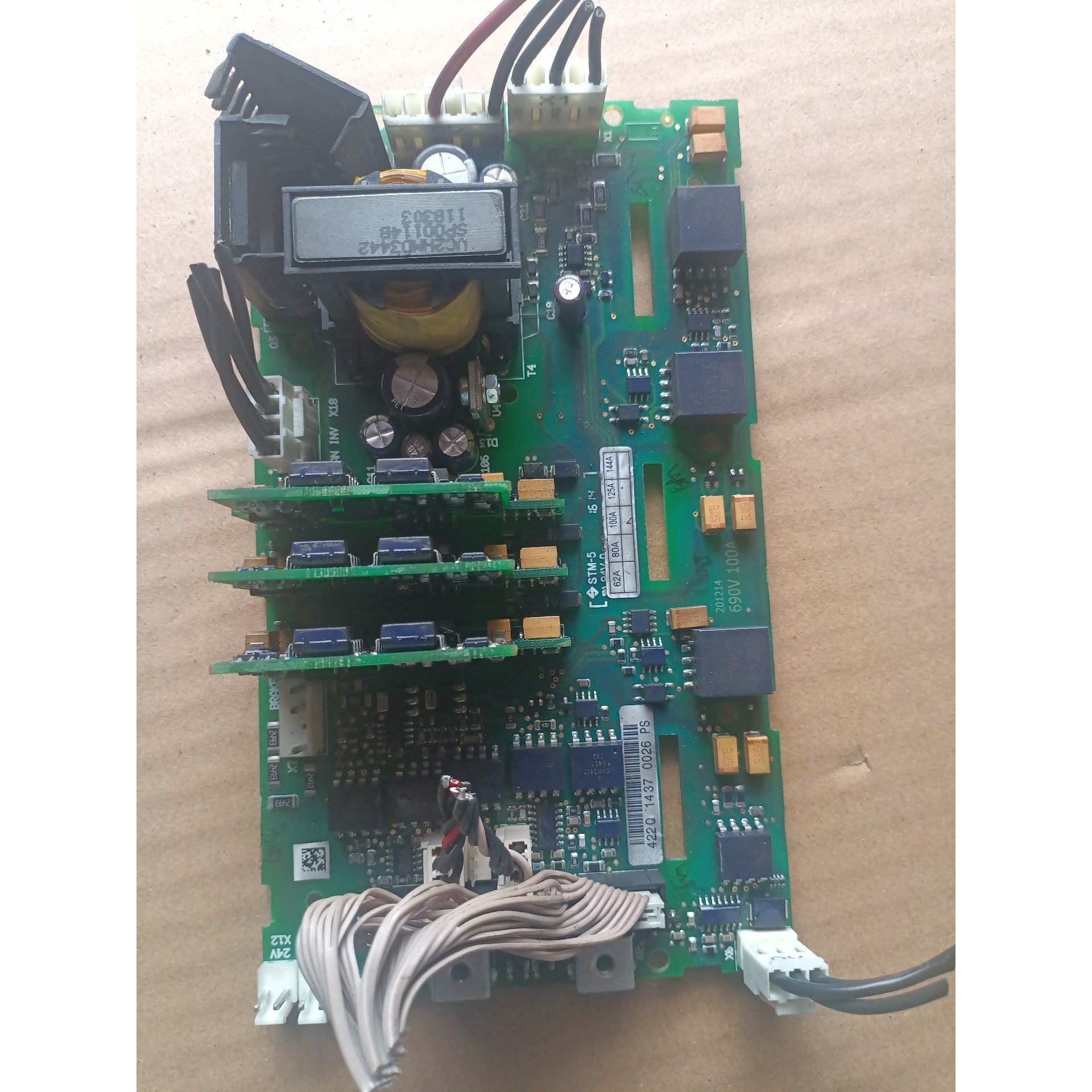 VACON伟肯变频器驱动板,型号PC00422H,适用于69