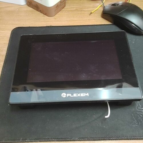 繁易触摸屏  FE6070H  24V  7W   拆机成色