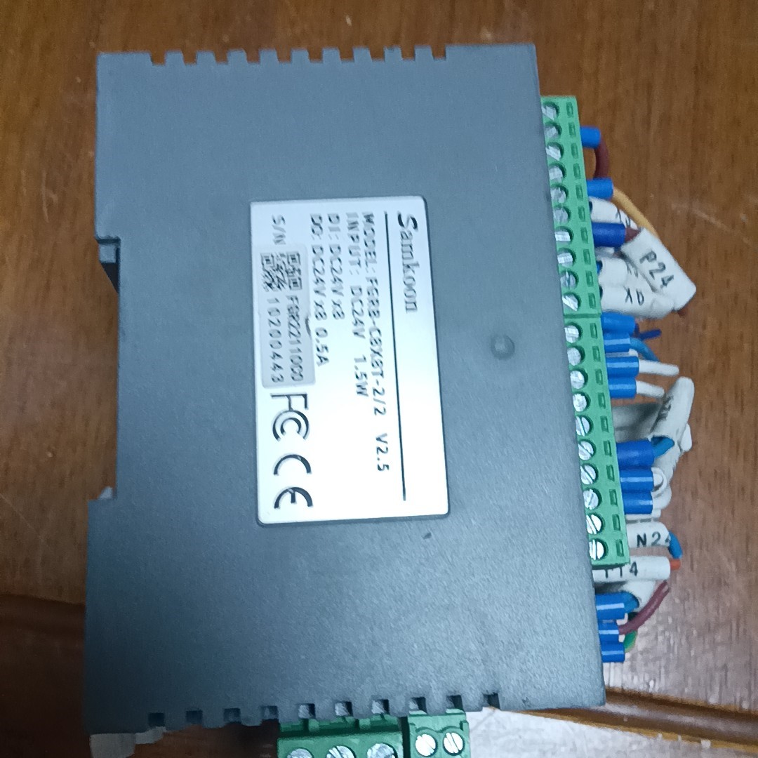 出FSE-C8X8T-2/2显控PLC,成色漂亮,功能包好,