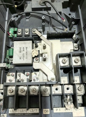 6MBP100RSA-120变频器模块底座