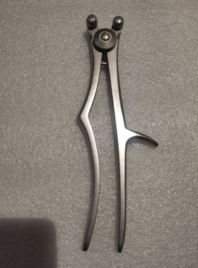 原装进口,AESCULAP德国贝朗蛇牌,FG582R,成色如