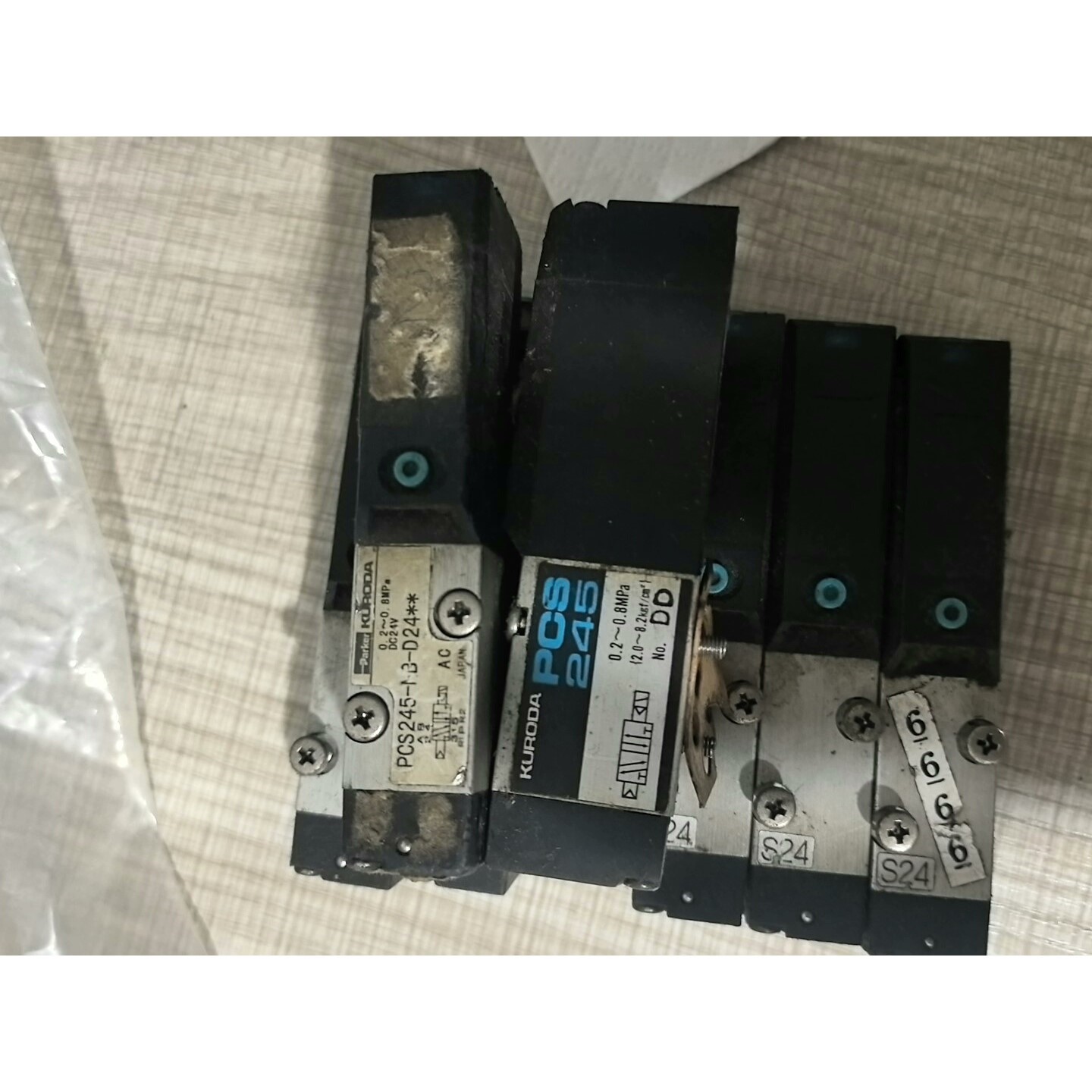 KURODA黑田电磁阀 PCS245-NB-D24**