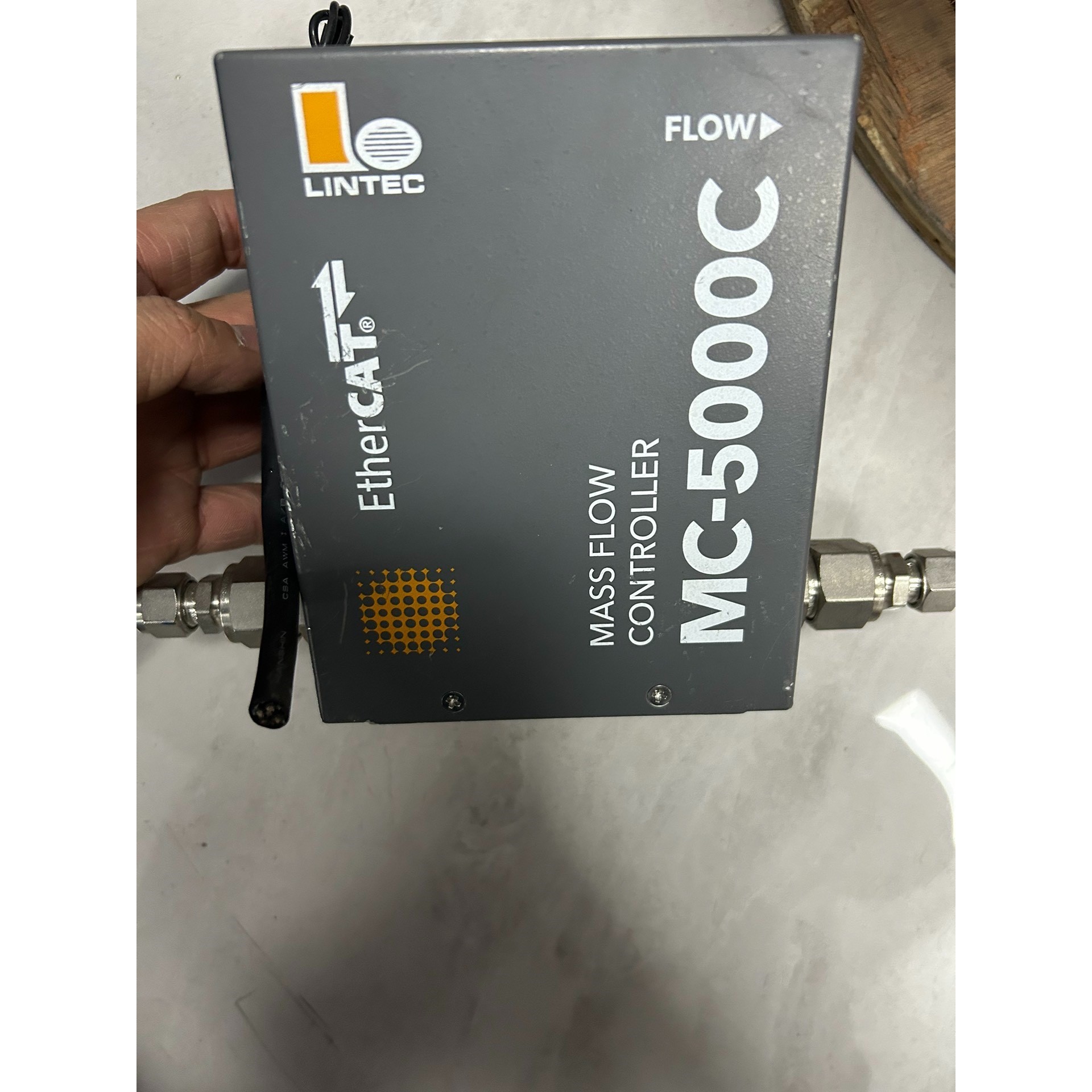 Lintec 质量流量计 MC5850C-RC-8SW5AA