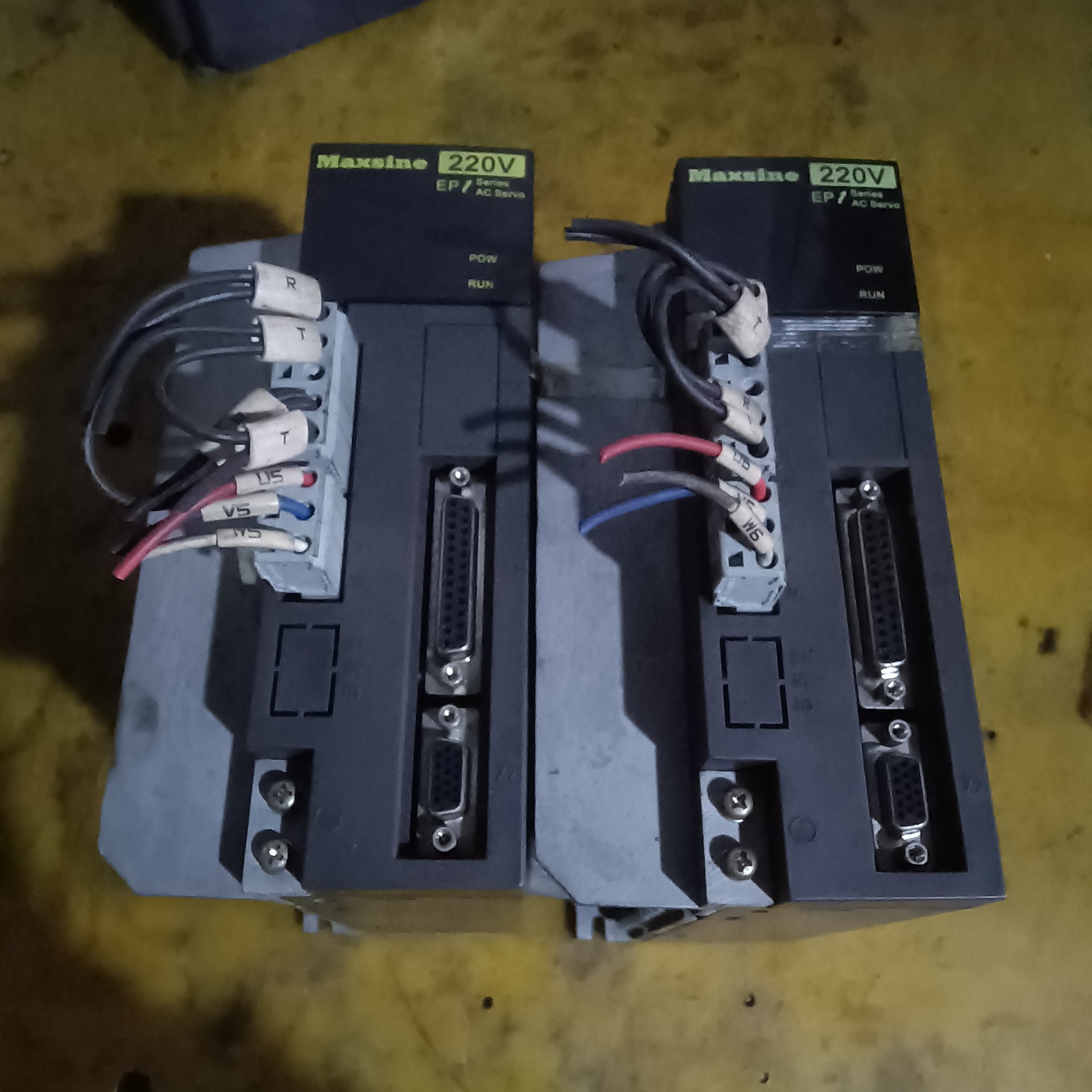 迈信驱动器 TL12F-S8 拆机两台 功能正常 实物拍摄