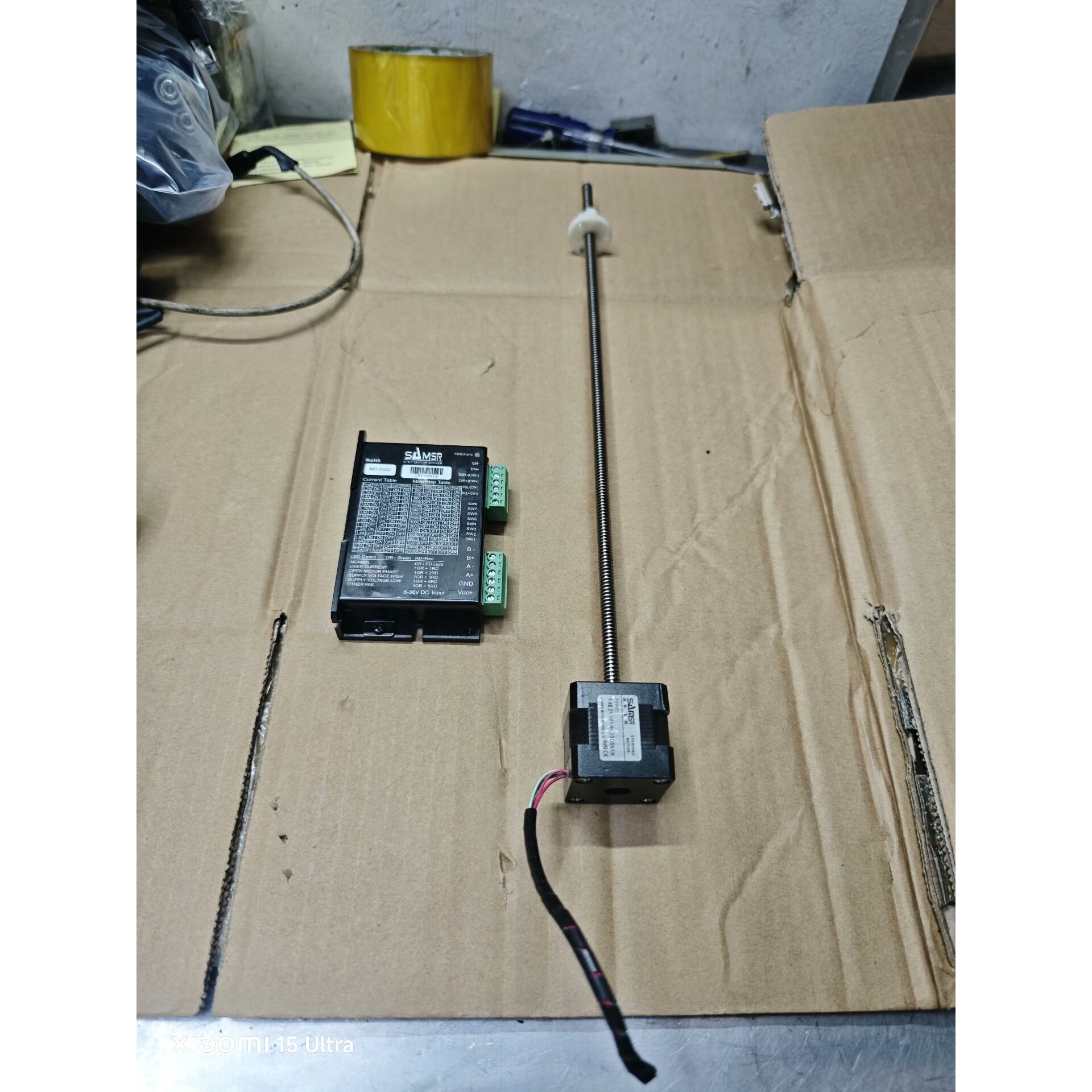 295mm行程42丝杆步进电机,山社电机14E2110F4-