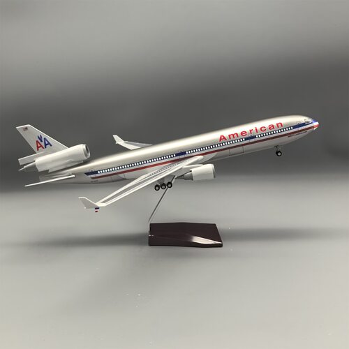 麦道MD-111/130静态飞机模型