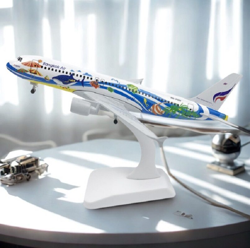 20CM A320曼谷鱼飞机模型带起落架客机静态模型玩具家居摆件礼品