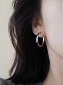 s925纯银法式 潮耳钉小众设计素圈耳圈耳扣女饰 圈圈耳环2023年新款