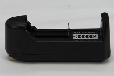 快灵通原装18650锂电池14500充电器智能强光手电筒座充线充单槽充