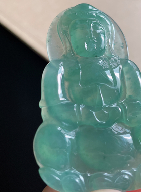 天然翡翠A货冰湖绿大观音，61.7-39.1-5.1，21.68g