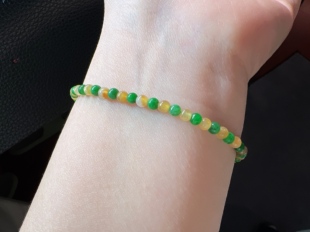 缅料特色小米珠手链，绿珠鸳鸯珠手链，卡3.4，手围15-19可以戴