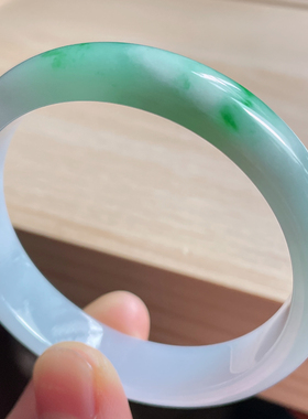 缅甸天然翡翠A货白底青贵妃手镯38.75g  52.3-12.8-7.0短径48.8