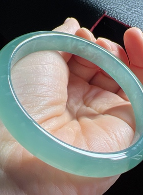 天然翡翠A货冰晴水手镯，56-57圈，56.8-9.0-6.1，31.31g