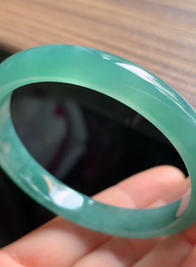 天然翡翠A货飘花手镯，53-54圈，冰糯种，53.5-9.6-5.8，29.17g