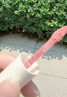 这好女高啊 纯欲甜奶桃子草莓糖into you唇泥em525哑光唇釉伪素颜