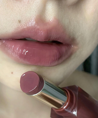 好有品味的颜色 来个人懂一下into you镜面口红唇膏gl07滋润保湿